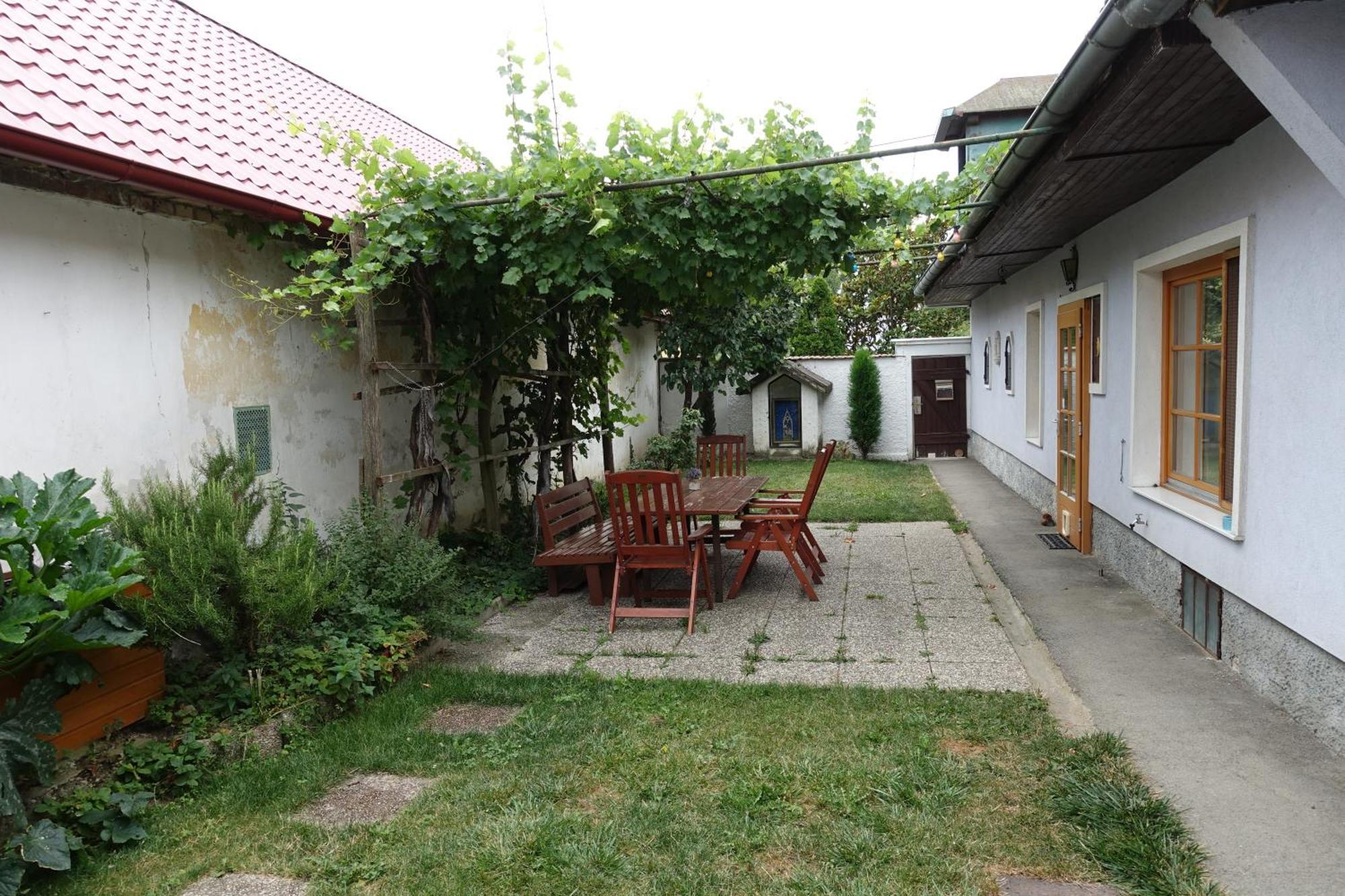 Alla Kittsee Exterior photo